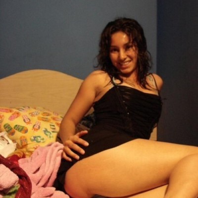Carine morena bem  gostosa