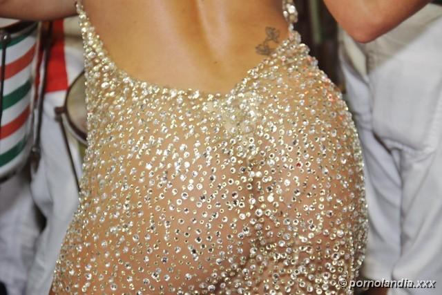 Fotos de Fernanda Lacerda A Mendigata no Carnaval 2016 - Foto 24116