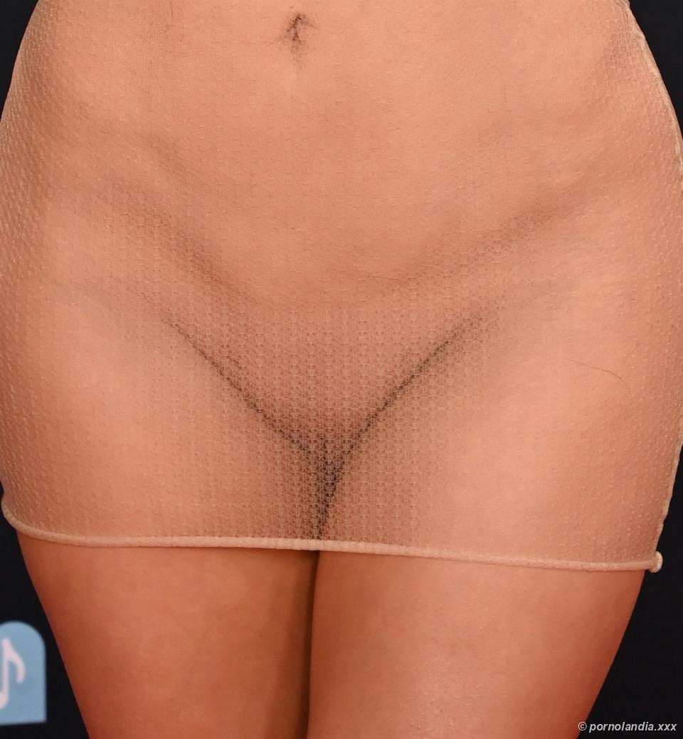 Bianca Censori pelada no Grammy com vestido transparente - Foto 246382