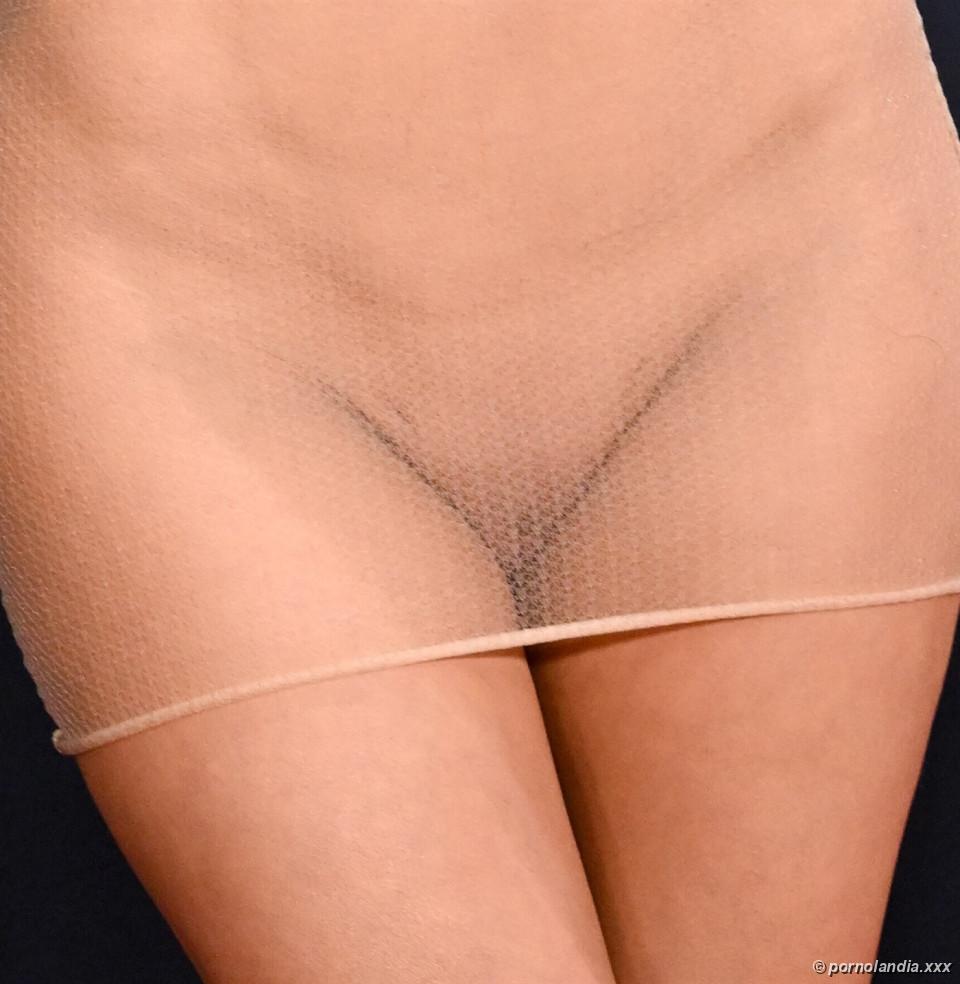 Bianca Censori pelada no Grammy com vestido transparente - Foto 246384