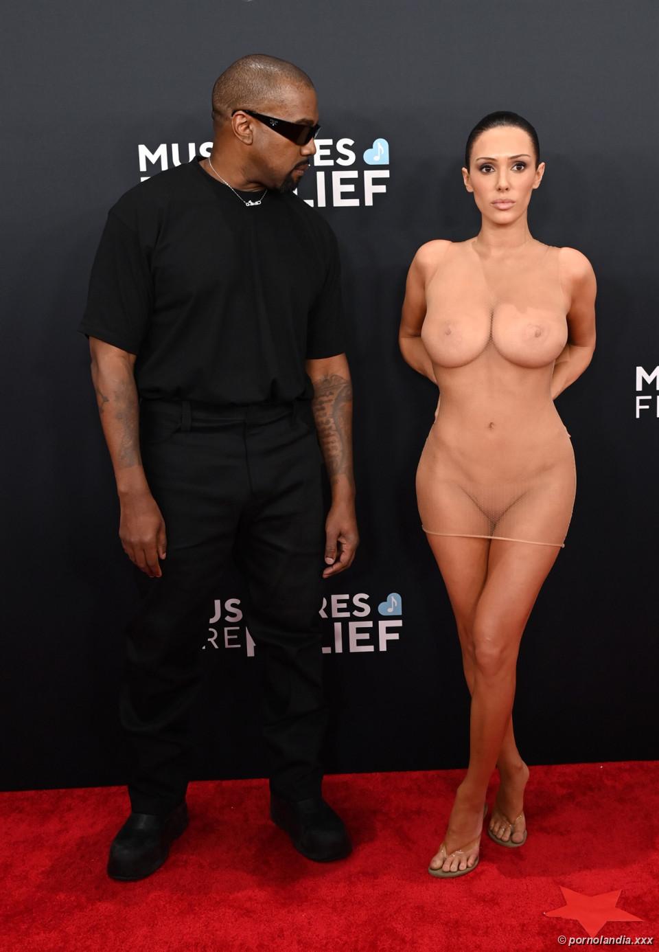Bianca Censori pelada no Grammy com vestido transparente - Foto 246395