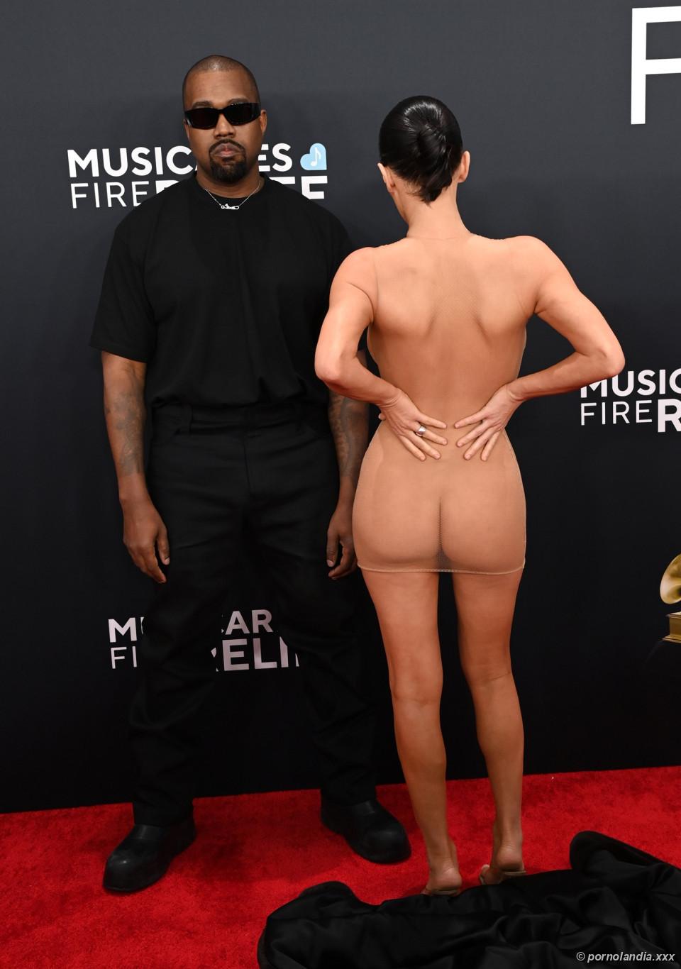 Bianca Censori pelada no Grammy com vestido transparente - Foto 246396