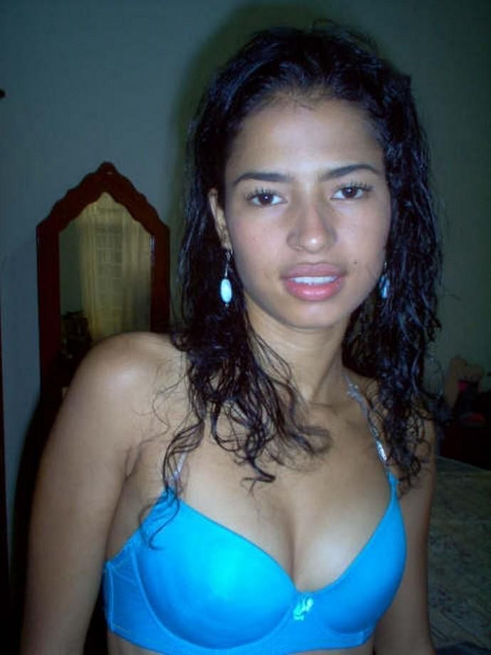 Vivian morena magrinha caiu na net - Foto 2694