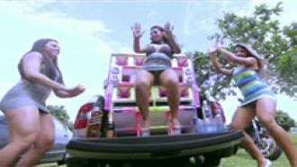 funkeira funkeando o funk de sainha