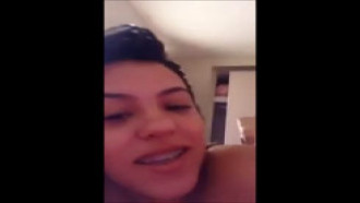 Ela Acorda Com Vontade De Gozar