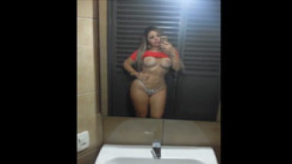 Loira Garota De Programa TOP Mostrando Seu Corpo
