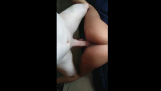 Branquelo comendo morena safada